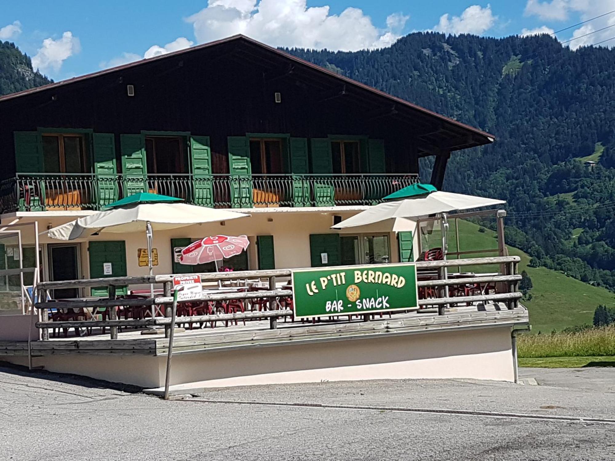 Hôtel Les Bernards Praz-sur-Arly Exterior foto